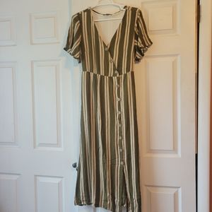 J. Gee wrap style button green and tan striped midi dress size large